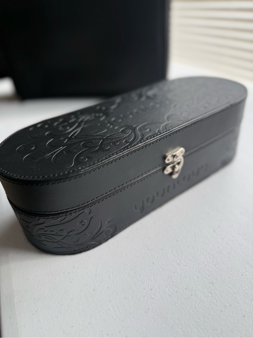 Younique makeup black makeup hard case